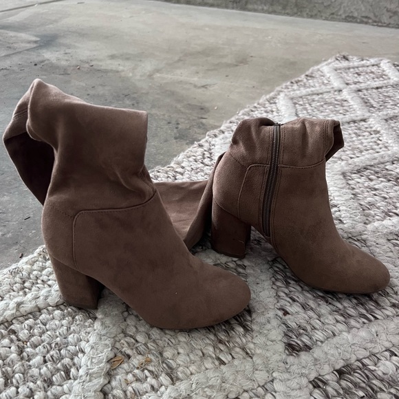 A New Day- Tonya Microsuede Thigh-High Heeled Boots - Picture 4 of 4